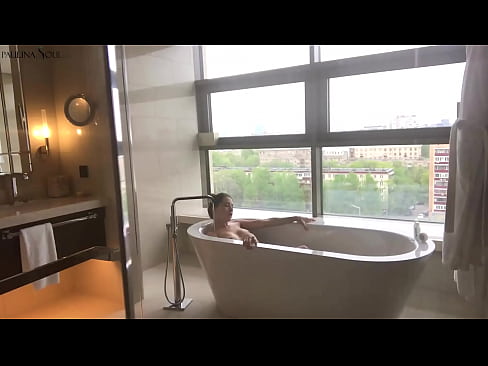 ❤️ Tremenda babe Passionately jerking off its pussy in u bagnu Porno à porn co.xxxdesichudai.ru ️❤